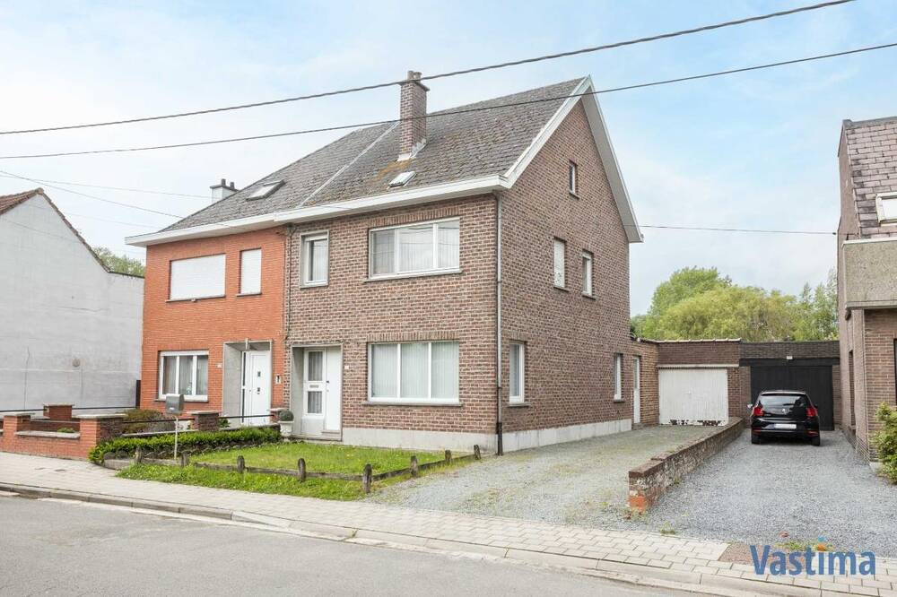 Huis te  koop in Erembodegem 9320 289000.00€ 3 slaapkamers 180.00m² - Zoekertje 219057