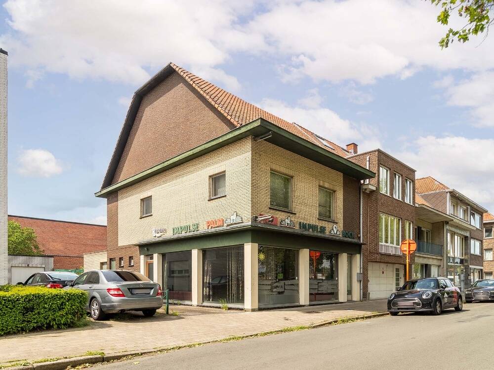 Handelszaak te  koop in Sint-Niklaas 9100 349000.00€ 3 slaapkamers 240.00m² - Zoekertje 219223