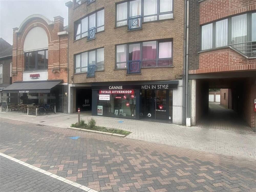 Handelszaak te  huur in Petegem-aan-de-Leie 9800 1400.00€  slaapkamers 92.00m² - Zoekertje 224301