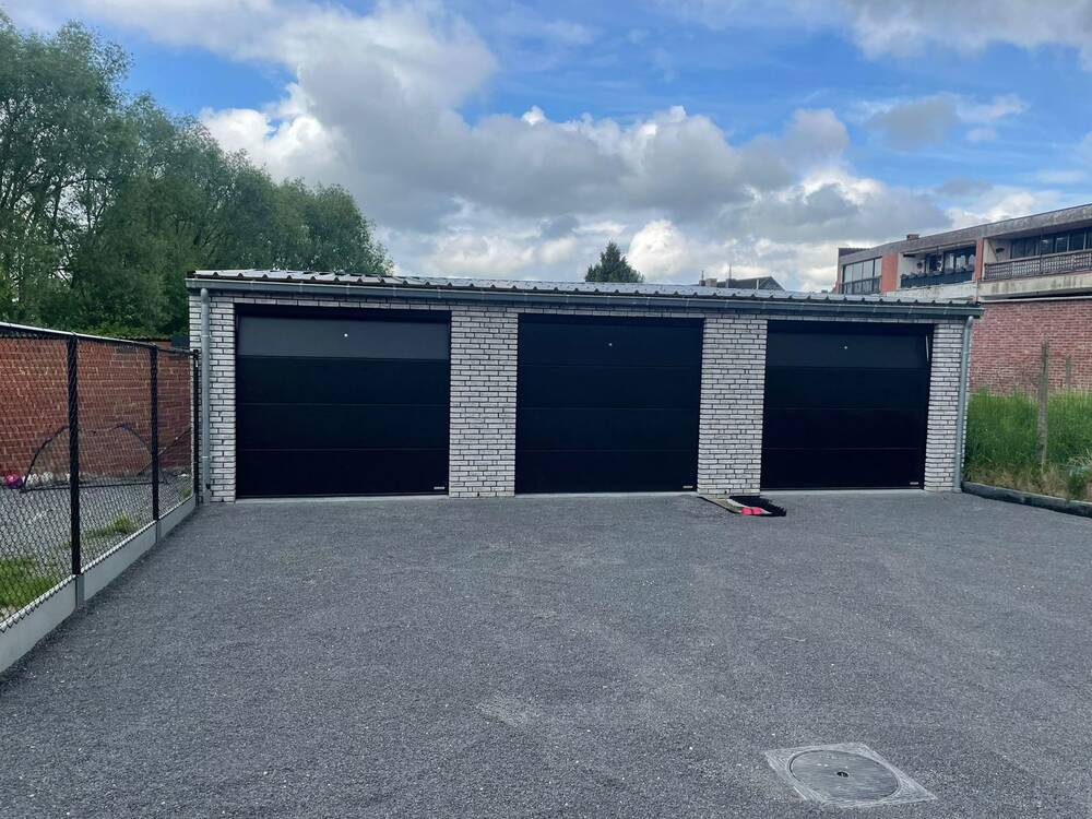 Parking & garage te  koop in Ninove 9400 29125.00€  slaapkamers m² - Zoekertje 225370