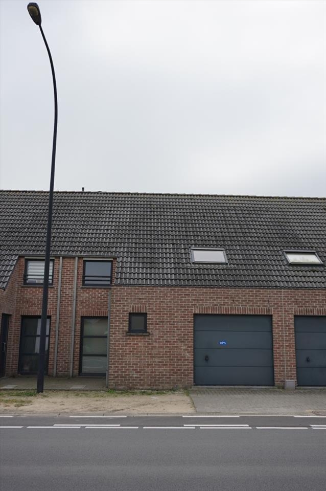 Huis te  huur in Adegem 9991 995.00€ 3 slaapkamers m² - Zoekertje 236823