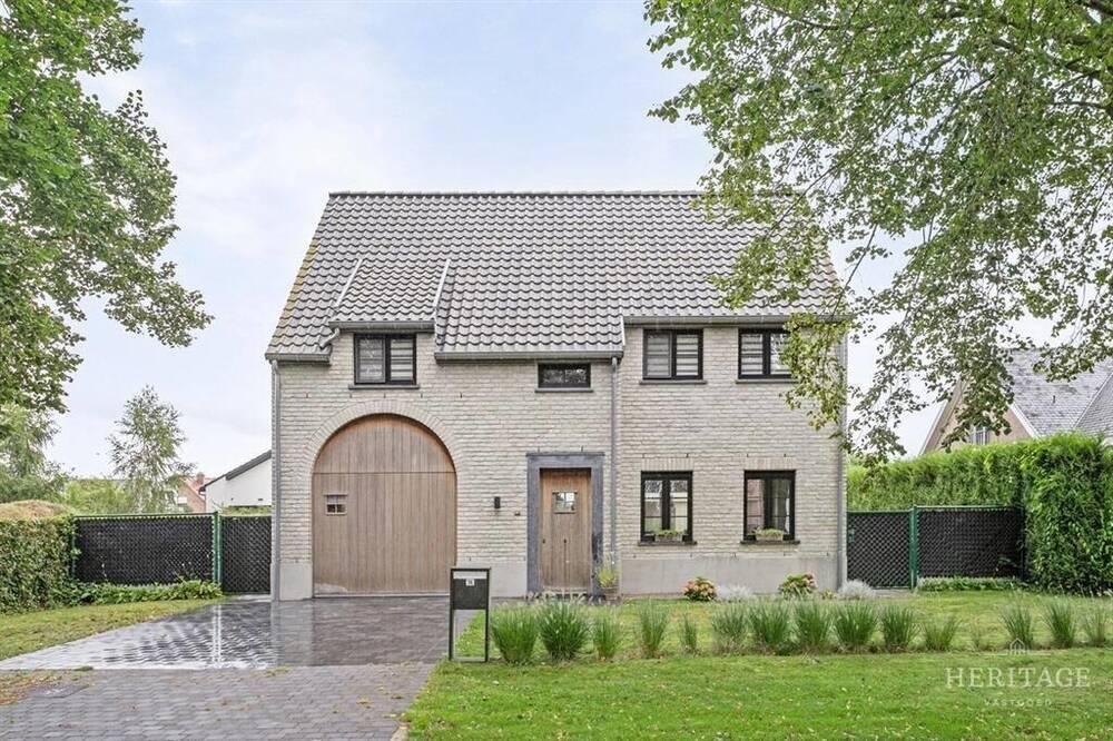 Huis te  koop in Bellem 9881 599000.00€ 3 slaapkamers 194.00m² - Zoekertje 236234