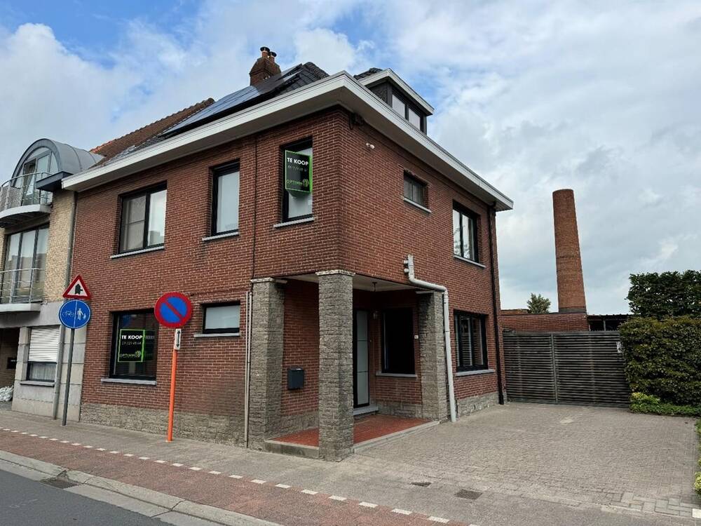 Huis te  koop in Zulte 9870 299500.00€ 3 slaapkamers 142.00m² - Zoekertje 238759