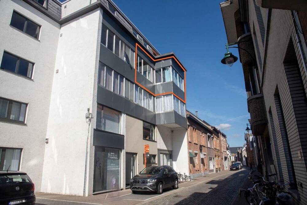 Appartement te  koop in Lokeren 9160 165000.00€ 2 slaapkamers 106.00m² - Zoekertje 241978