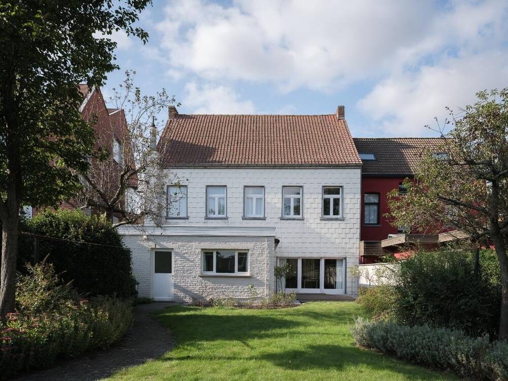 Huis te  koop in Oostakker 9041 469000.00€ 4 slaapkamers 283.00m² - Zoekertje 244220