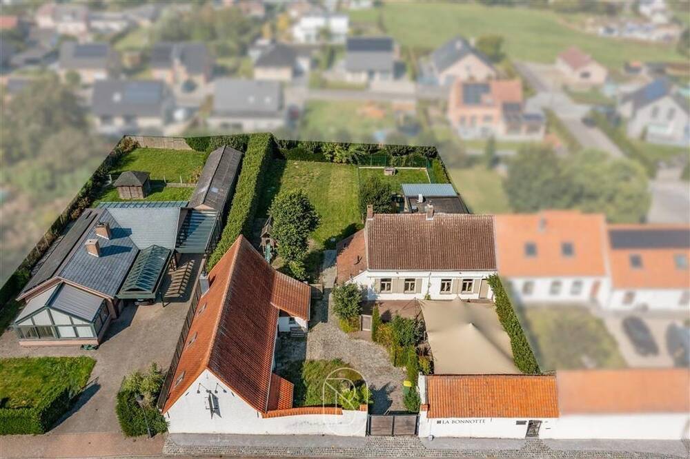 Huis te  koop in Maarkedal 9680 1350000.00€ 3 slaapkamers 750.00m² - Zoekertje 246315