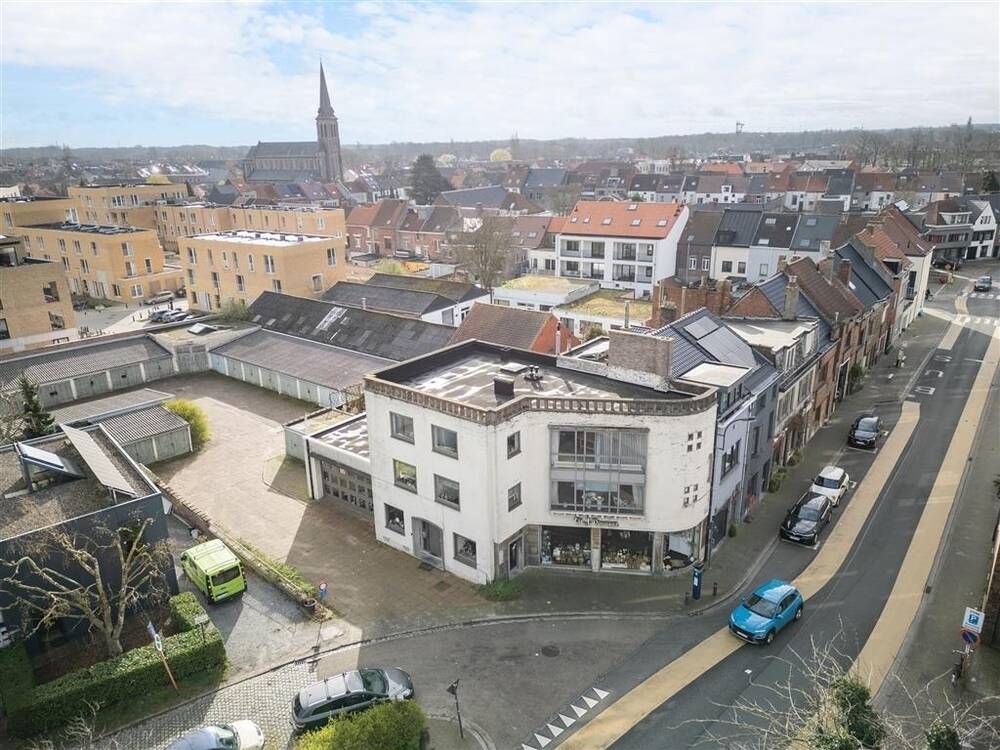 Huis te  koop in Gentbrugge 9050 615000.00€ 6 slaapkamers 402.00m² - Zoekertje 249549