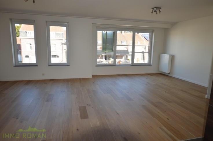 Appartement te  huur in Ronse 9600 740.00€ 2 slaapkamers 83.00m² - Zoekertje 257963