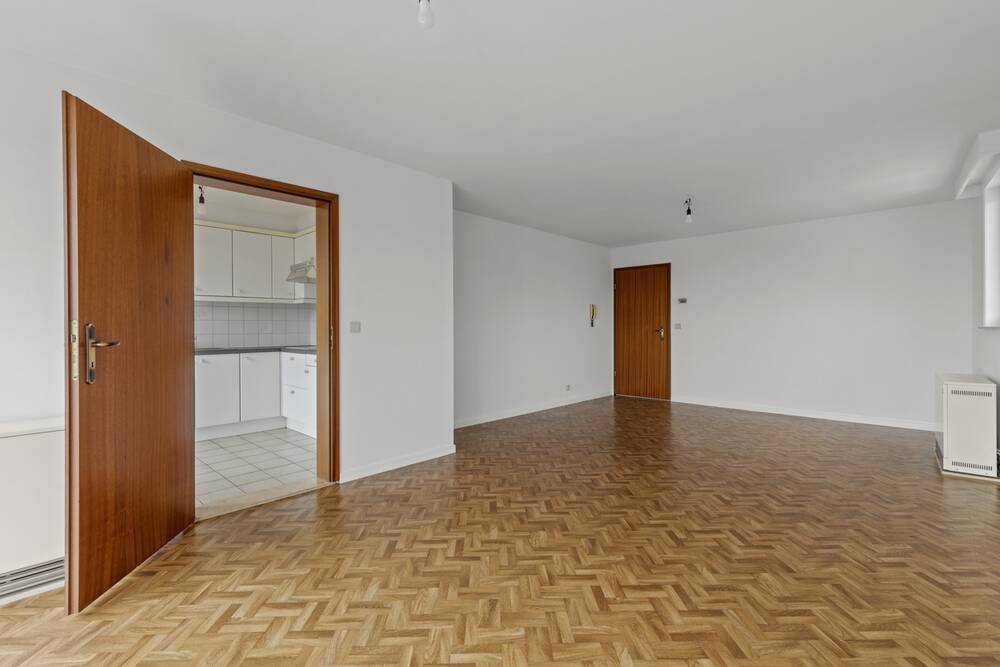 Appartement te  koop in Eeklo 9900 175000.00€ 2 slaapkamers 97.00m² - Zoekertje 257056