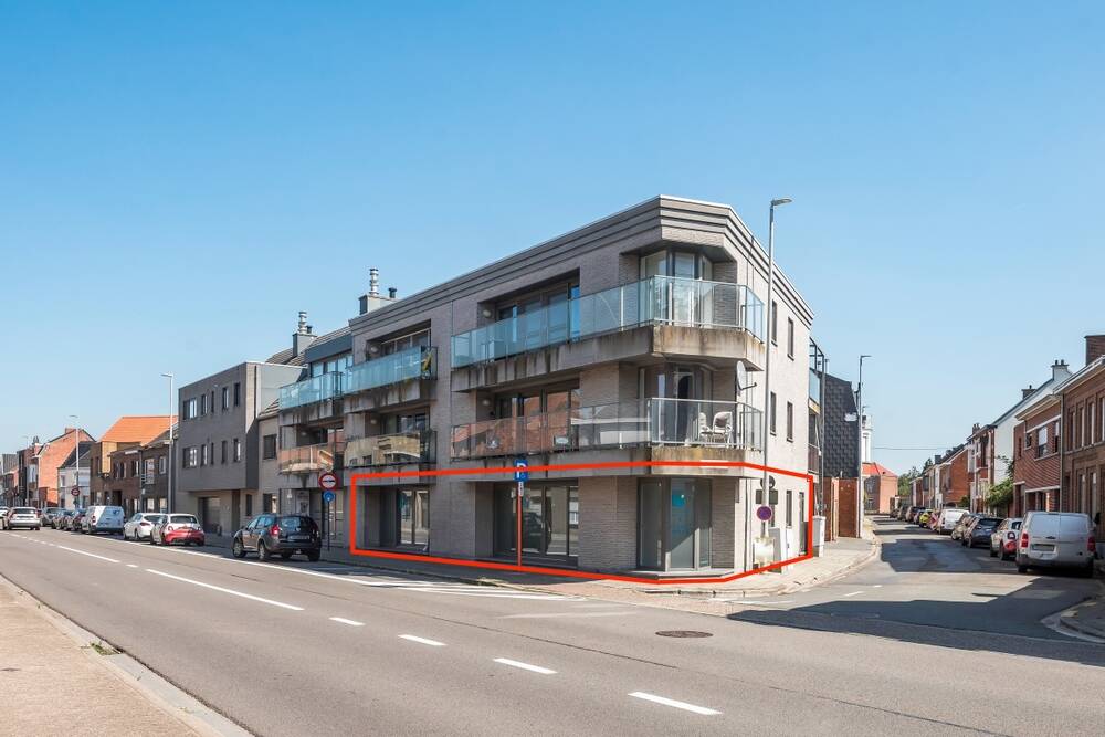 Handelszaak te  koop in Dendermonde 9200 349000.00€ 0 slaapkamers 164.00m² - Zoekertje 260983