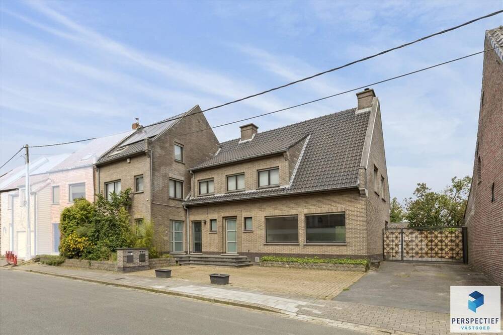 Huis te  koop in Aalter 9880 548000.00€ 7 slaapkamers 416.00m² - Zoekertje 263199