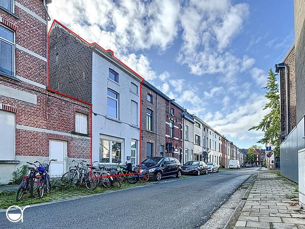 Huis te  in Gent 9000 270000.00€ 4 slaapkamers 138.00m² - Zoekertje 264195