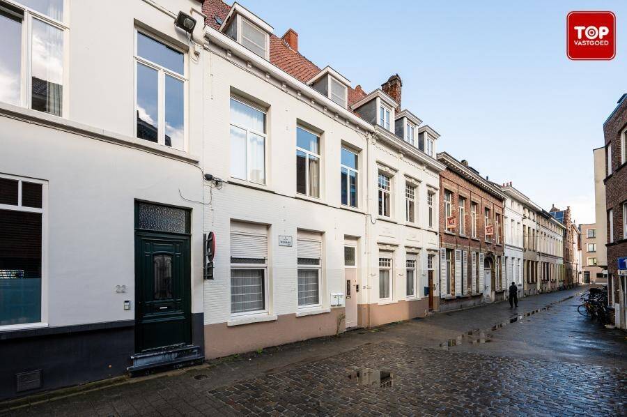 Herenhuis te  koop in Gent 9000 649000.00€ 6 slaapkamers 230.00m² - Zoekertje 267147