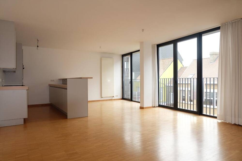 Appartement te  huur in Deinze 9800 750.00€ 2 slaapkamers m² - Zoekertje 266591