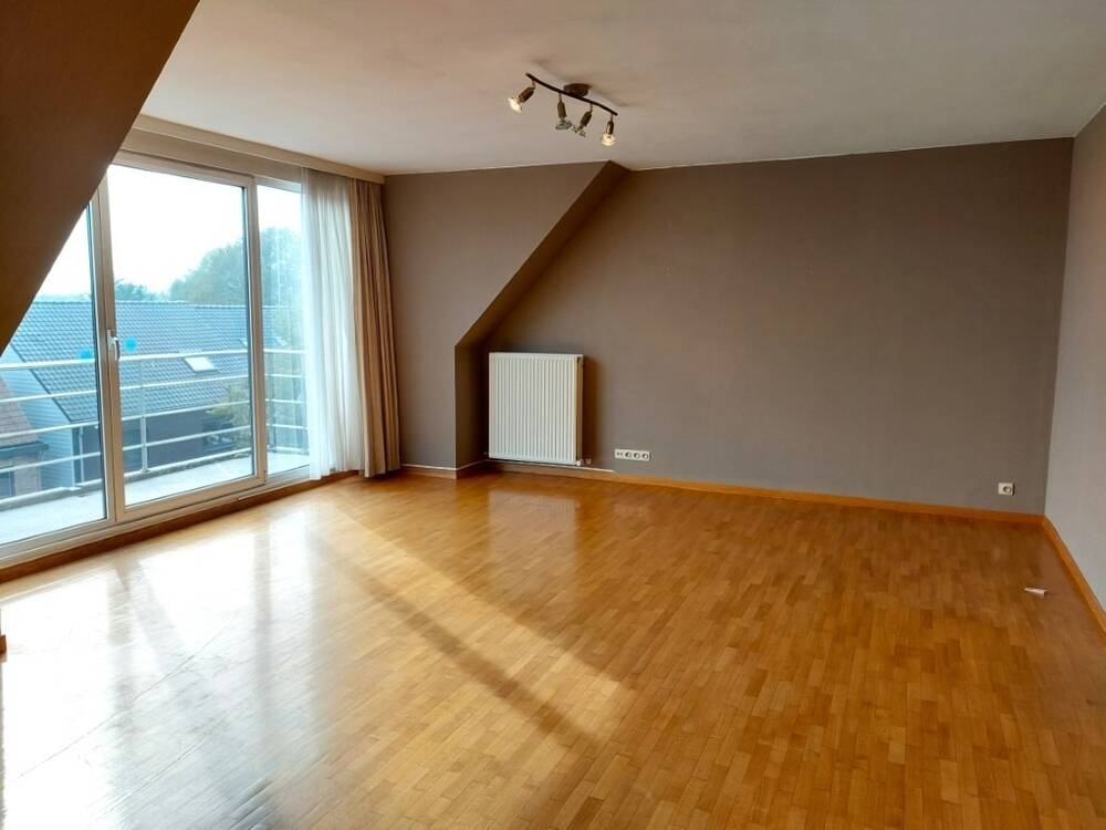 Appartement te  huur in Waarschoot 9950 850.00€ 2 slaapkamers 98.00m² - Zoekertje 267723