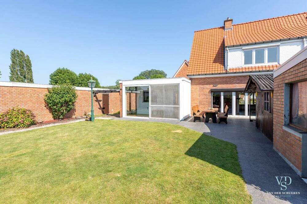 Huis te  koop in Zwalm 9630 355000.00€ 3 slaapkamers 141.00m² - Zoekertje 271086