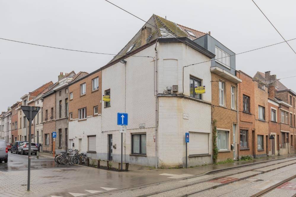 Huis te  koop in Ledeberg 9050 385000.00€ 3 slaapkamers m² - Zoekertje 270247