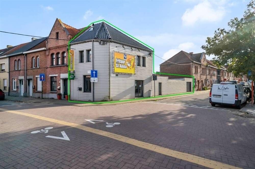 Huis te  koop in Berlare 9290 265000.00€  slaapkamers 150.00m² - Zoekertje 272473