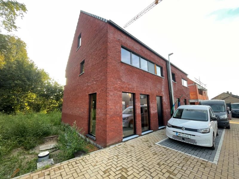 Huis te  koop in Waasmunster 9250 425000.00€ 3 slaapkamers 175.00m² - Zoekertje 272497