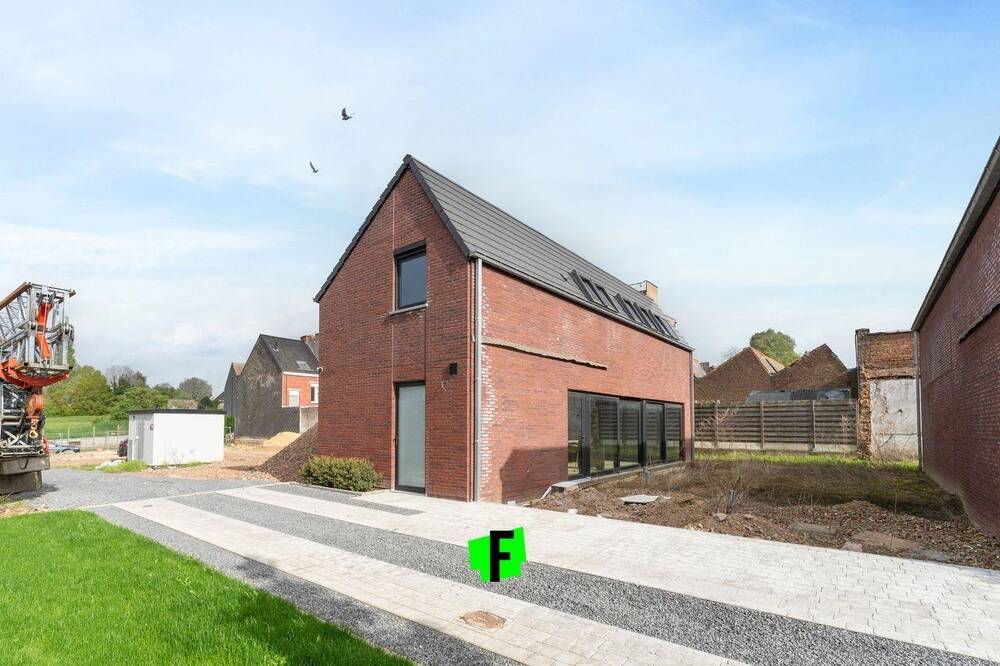 Huis te  in Ronse 9600 195000.00€ 3 slaapkamers 137.00m² - Zoekertje 273196