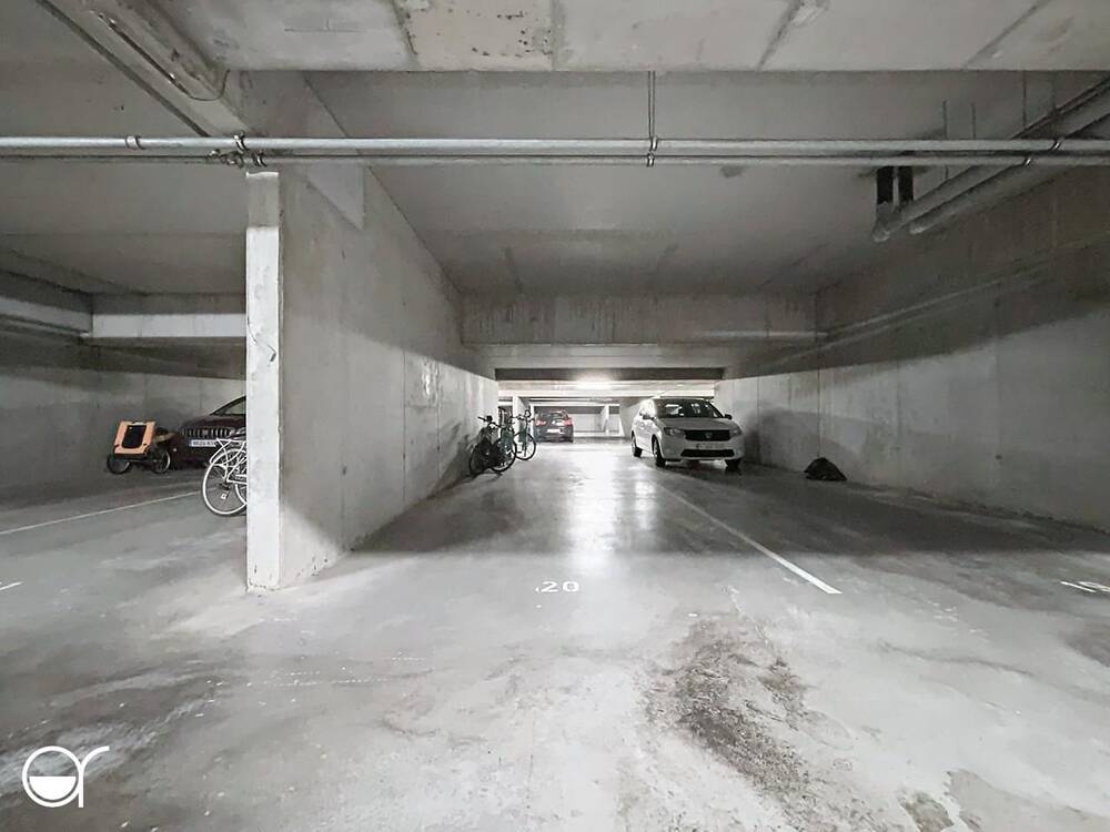 Parking & garage te  koop in Gent 9000 20000.00€  slaapkamers m² - Zoekertje 282688