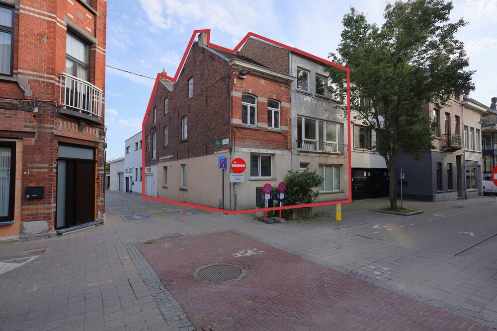 Huis te  koop in Ninove 9400 225000.00€ 3 slaapkamers 317.00m² - Zoekertje 284665