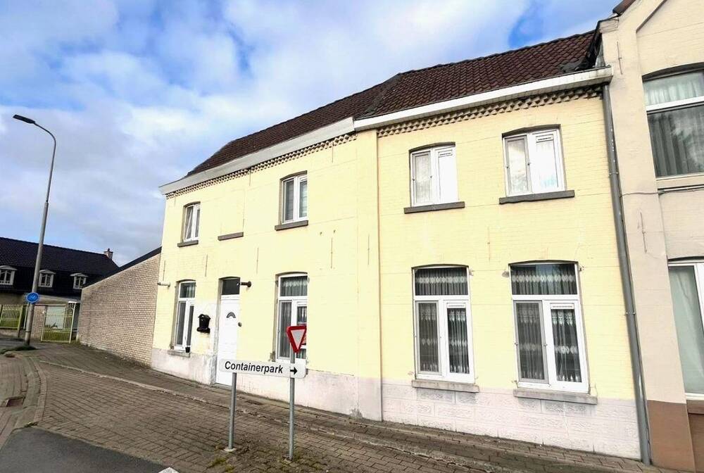 Huis te  koop in Oudenaarde 9700 238500.00€ 3 slaapkamers 135.00m² - Zoekertje 283786