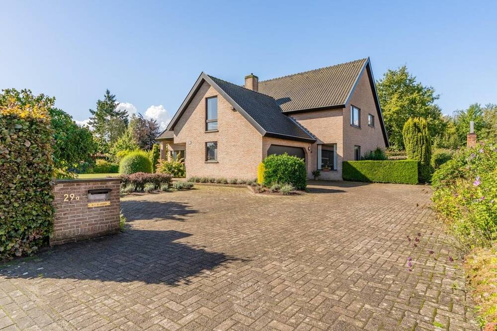 Huis te  koop in Lochristi 9080 1140000.00€ 4 slaapkamers 470.00m² - Zoekertje 285442