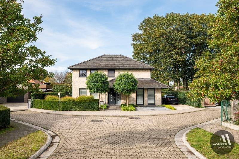 Villa te  koop in Maldegem 9990 635000.00€ 3 slaapkamers 215.00m² - Zoekertje 286650