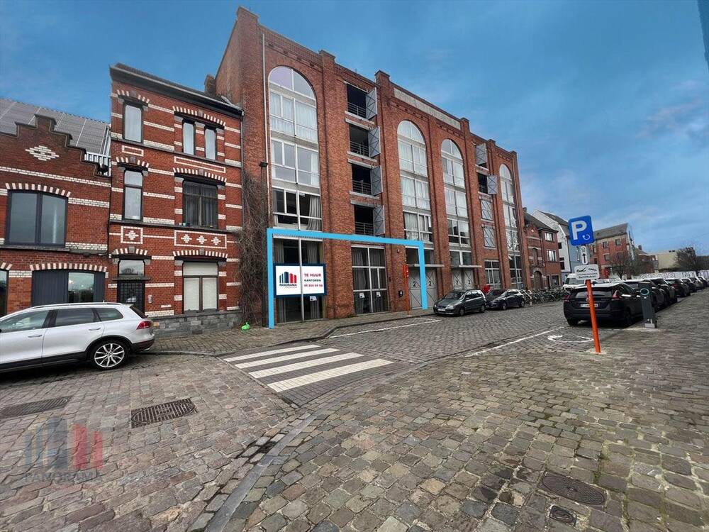 Handelszaak te  koop in Gent 9000 860000.00€  slaapkamers 450.00m² - Zoekertje 287415