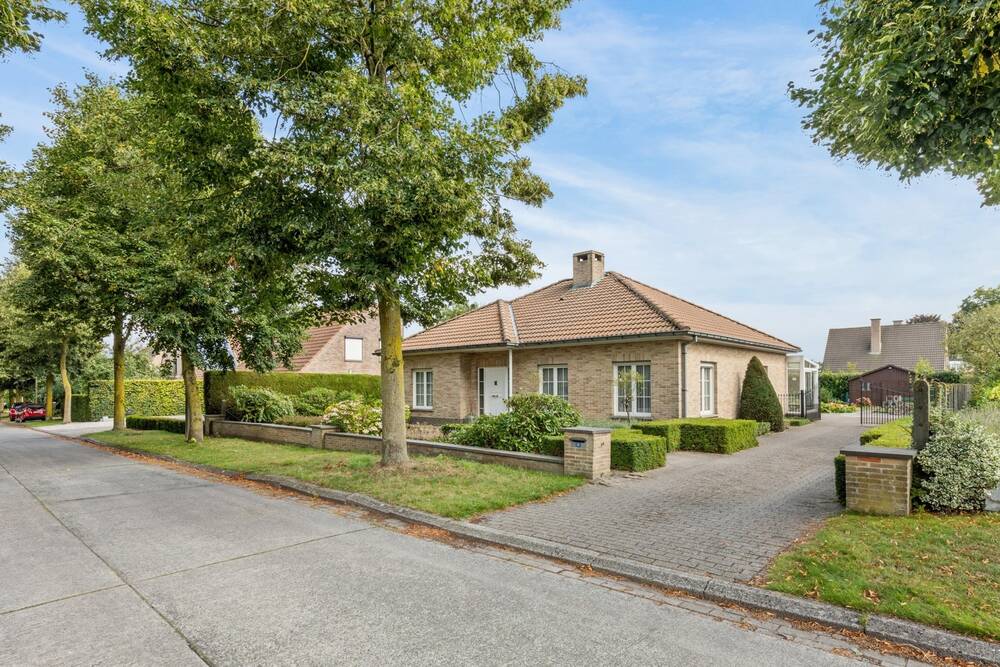 Huis te  koop in Zomergem 9930 495000.00€ 3 slaapkamers 219.00m² - Zoekertje 289941