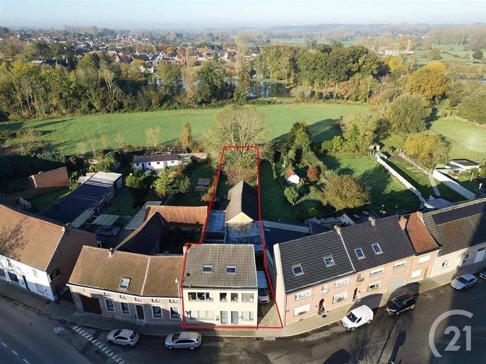 Appartementsgebouw te  koop in Geraardsbergen 9500 610000.00€ 4 slaapkamers m² - Zoekertje 291955