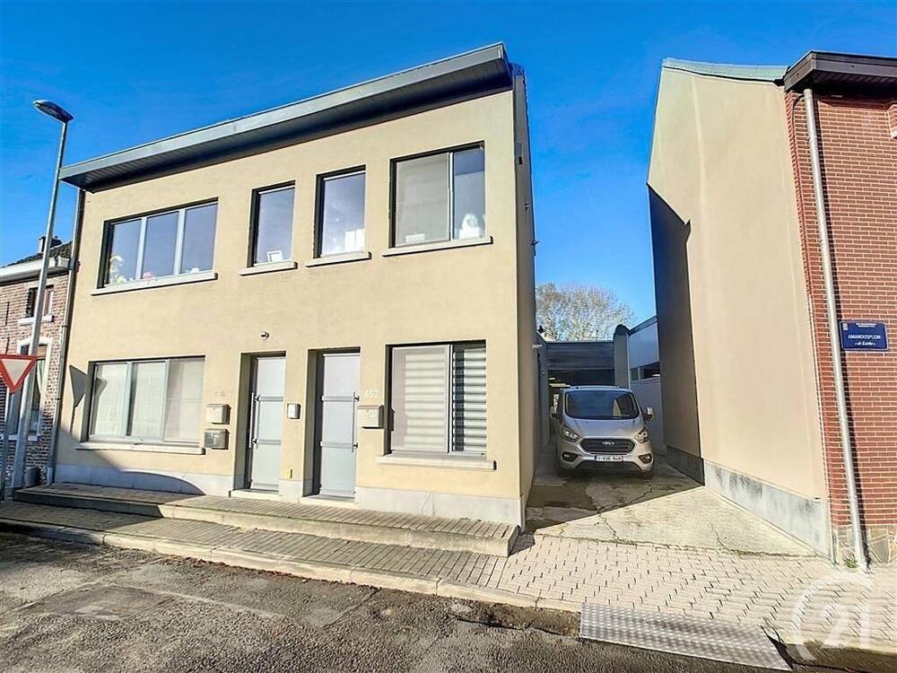 Appartement te  koop in Geraardsbergen 9500 610000.00€ 4 slaapkamers m² - Zoekertje 291954