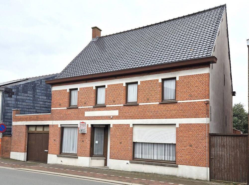 Huis te  koop in Zulte 9870 309000.00€ 5 slaapkamers 255.00m² - Zoekertje 294080