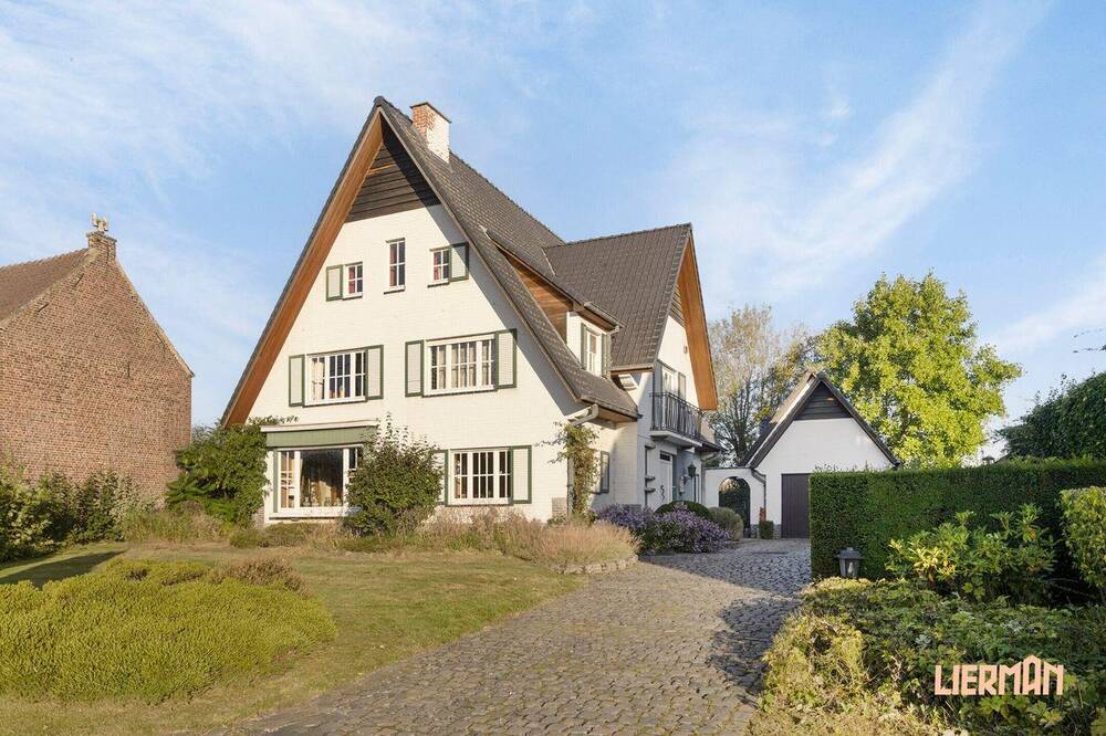 Villa te  koop in Appelterre-Eichem 9400 589000.00€ 4 slaapkamers 204.00m² - Zoekertje 295681