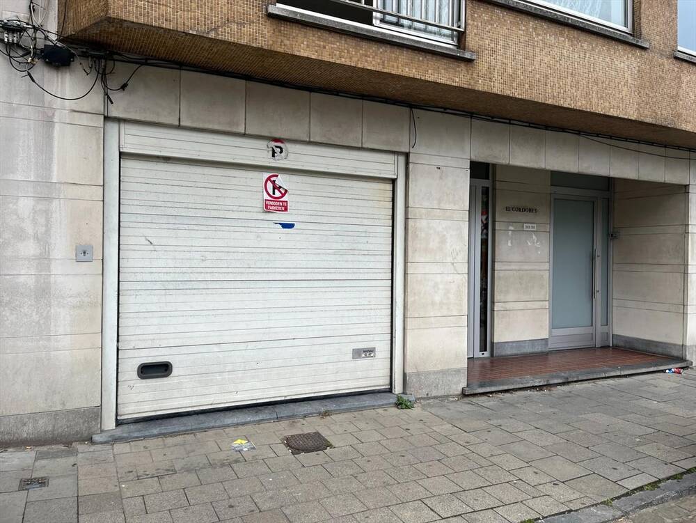 Parking & garage te  koop in Gent 9000 28000.00€  slaapkamers m² - Zoekertje 296122