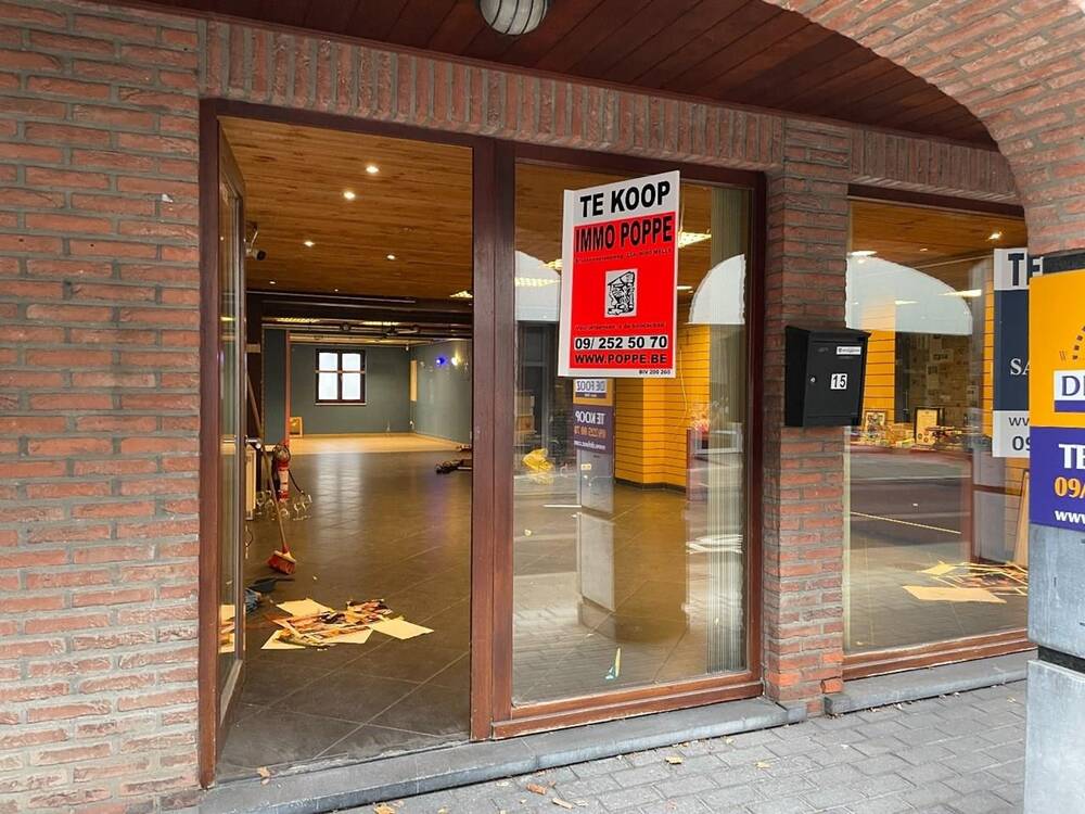 Handelszaak te  koop in Melle 9090 249000.00€  slaapkamers 117.00m² - Zoekertje 296735