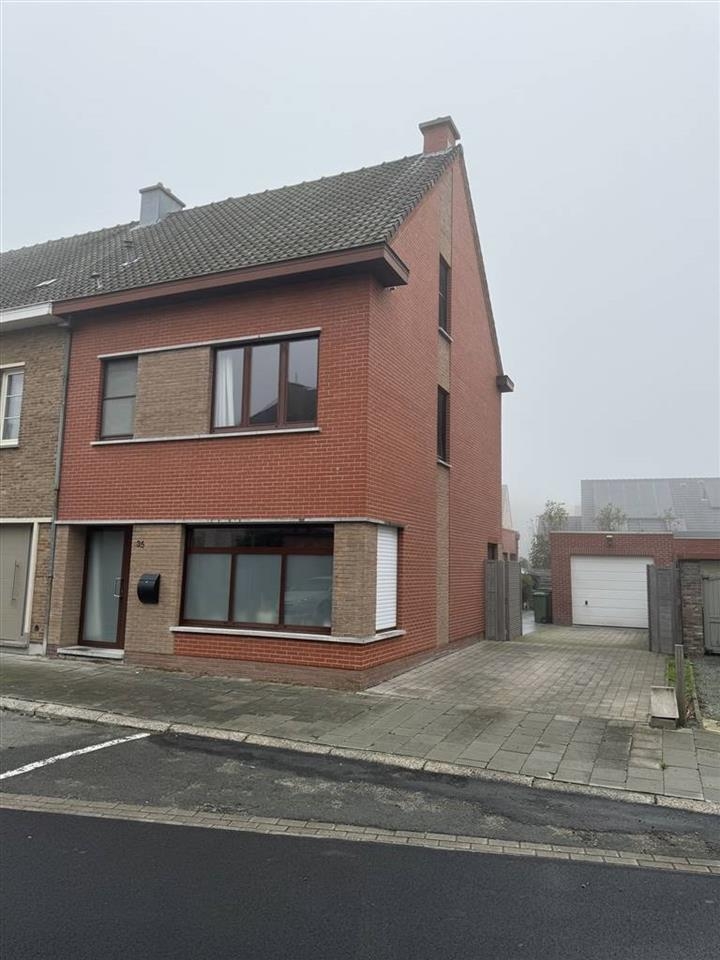 Huis te  koop in De Klinge 9170 399000.00€ 4 slaapkamers m² - Zoekertje 296618