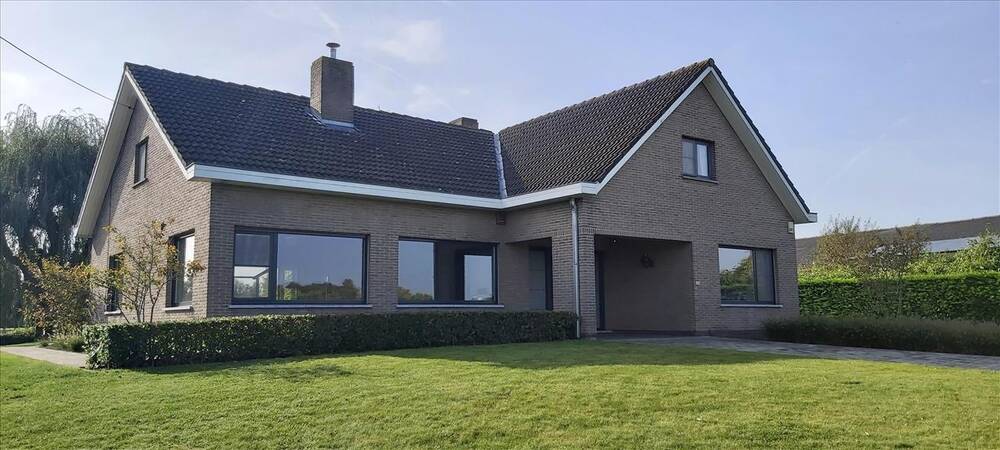 Huis te  koop in Wortegem-Petegem 9790 559000.00€ 5 slaapkamers m² - Zoekertje 296674