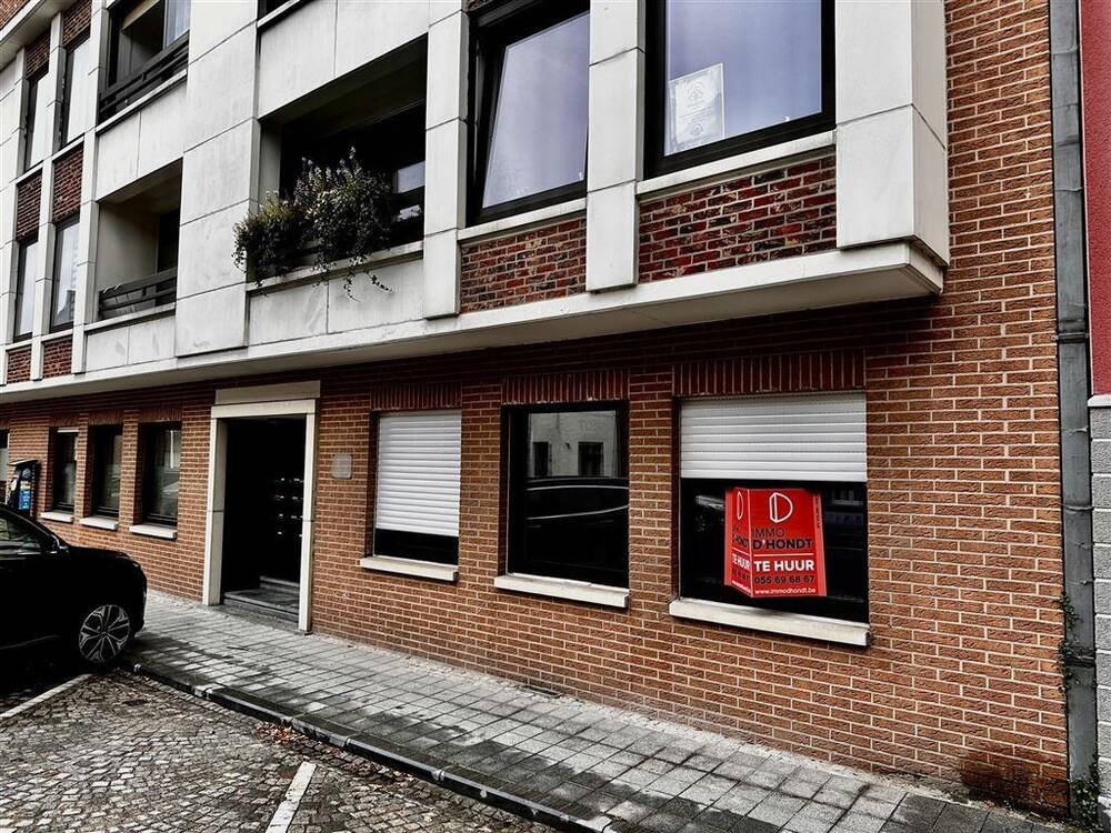 Appartement te  huur in Oudenaarde 9700 795.00€ 1 slaapkamers 77.00m² - Zoekertje 297482