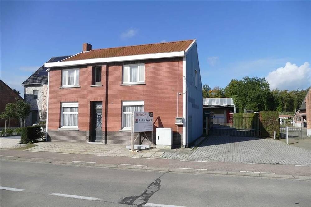 Huis te  koop in Stekene 9190 465000.00€ 6 slaapkamers m² - Zoekertje 297766