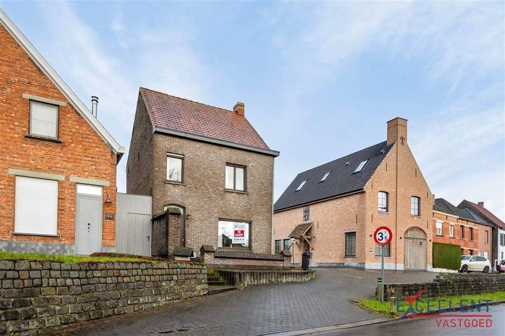 Huis te  koop in Lotenhulle 9880 239000.00€ 2 slaapkamers 126.00m² - Zoekertje 297666