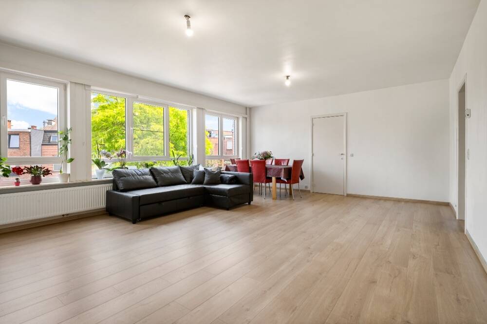 Appartement te  koop in Sint-Niklaas 9100 255000.00€ 2 slaapkamers 117.00m² - Zoekertje 298663