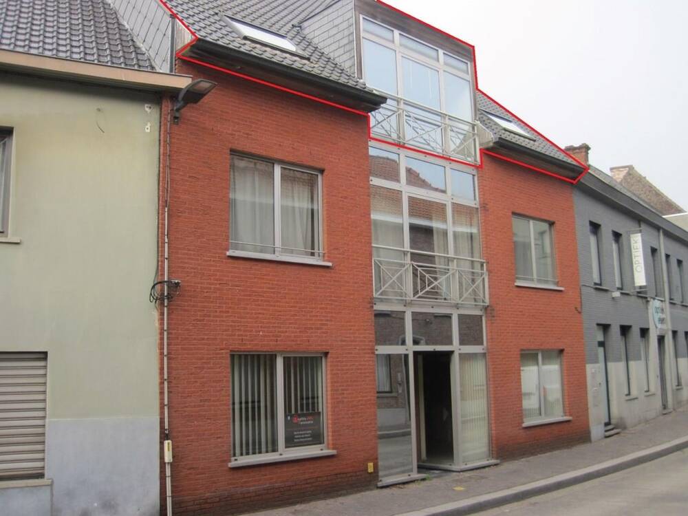 Appartement te  huur in Kruishoutem 9770 715.00€ 3 slaapkamers 178.00m² - Zoekertje 298991