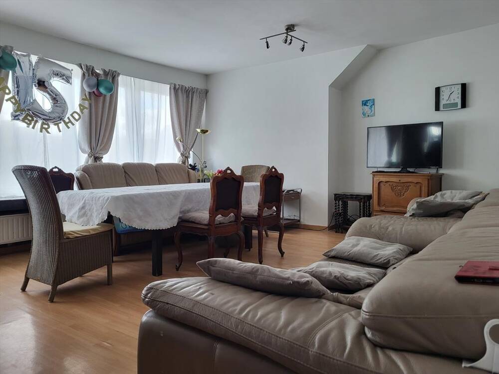 Appartement te  huur in Deinze 9800 750.00€ 3 slaapkamers m² - Zoekertje 299785