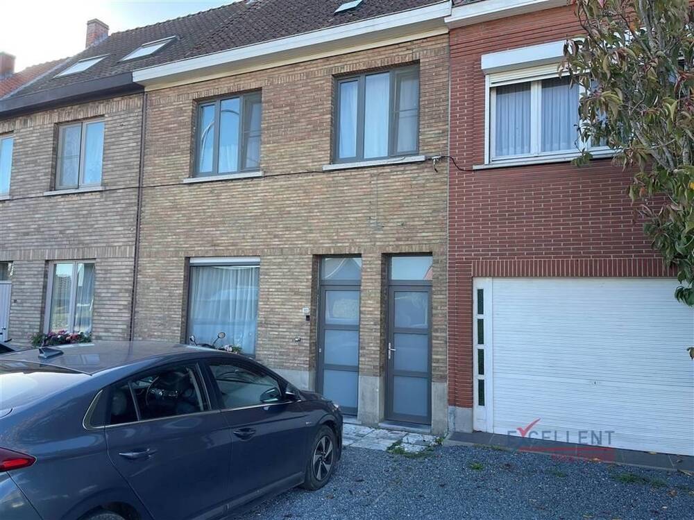 Huis te  huur in Petegem-aan-de-Leie 9800 925.00€ 3 slaapkamers 161.00m² - Zoekertje 299145