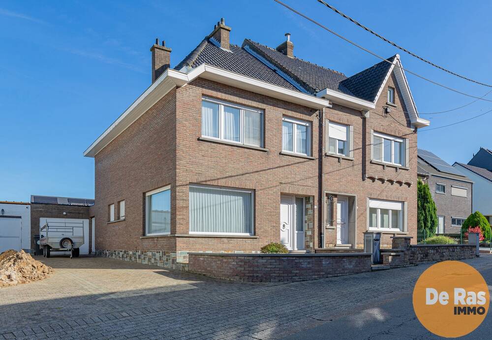 Huis te  koop in Erpe-Mere 9420 249000.00€ 4 slaapkamers 220.00m² - Zoekertje 301045