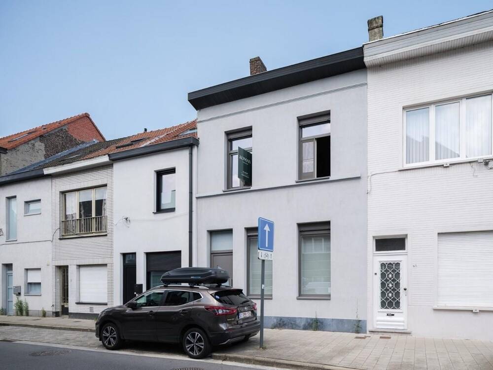 Huis te  koop in Ledeberg 9050 350000.00€ 4 slaapkamers 200.00m² - Zoekertje 301331