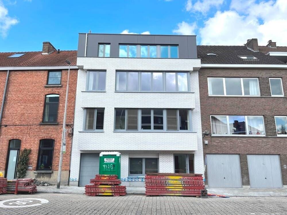 Appartement te  in Gent 9000 920.00€ 1 slaapkamers 82.00m² - Zoekertje 304407