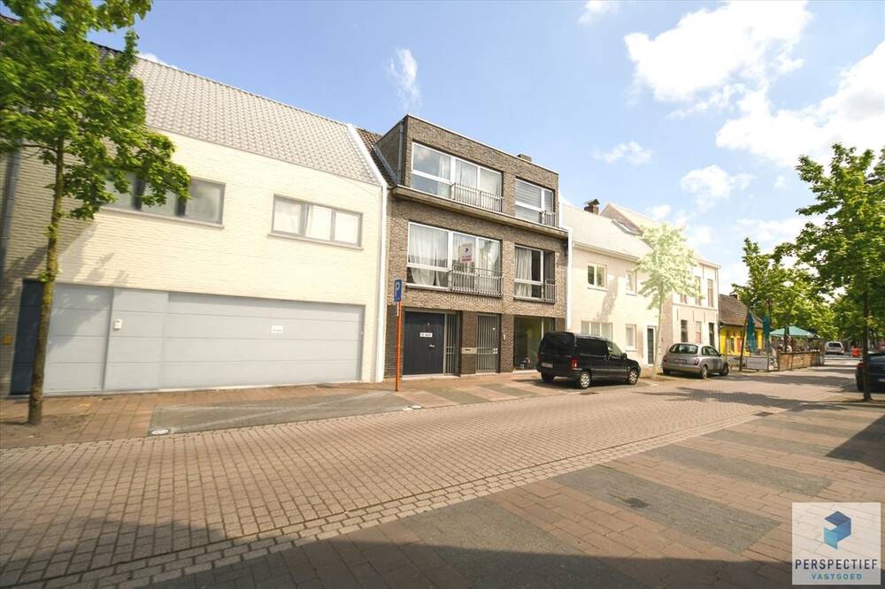 Huis te  koop in Aalter 9880 318000.00€ 3 slaapkamers 284.00m² - Zoekertje 304140